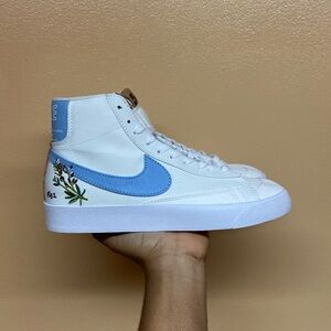 Nike Blazer Mid ‘77 SE “White Indigo” Size 7